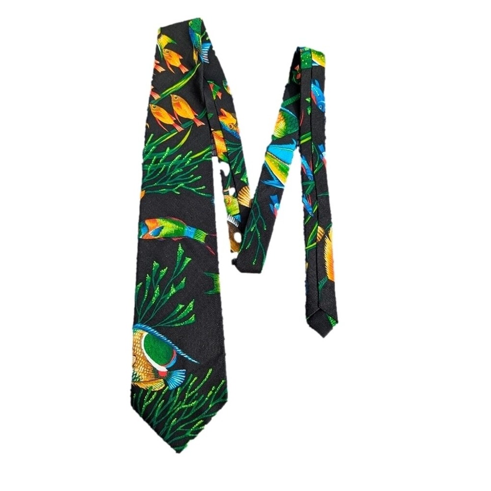 NWT Mens Black Sea Life Tie Tropical Fish Marine Ocean Lake Fishing
